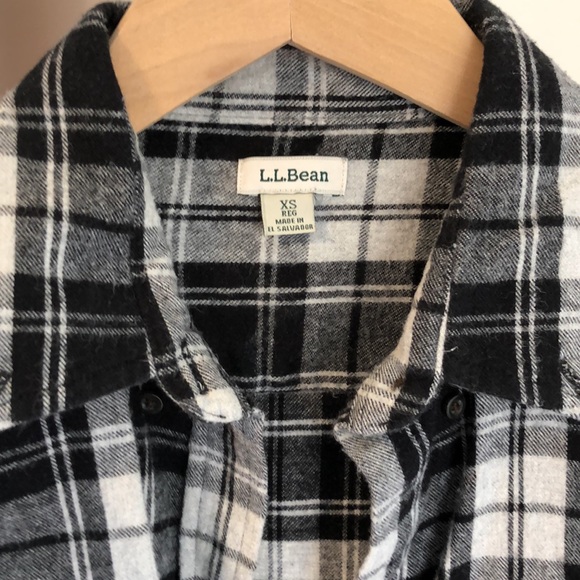 L.L. Bean B&W Flannel // XS - Picture 3 of 3